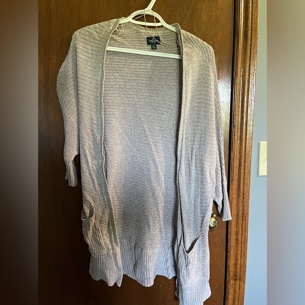 American Eagle Beige Cardigan Size M